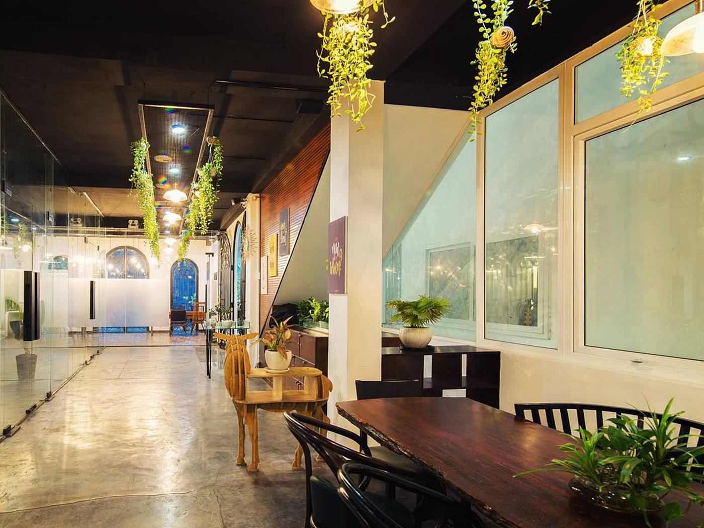 Văn phòng trọng gói Exworld - Business Center Trần Phú, Quận 5 - Vlook.vn