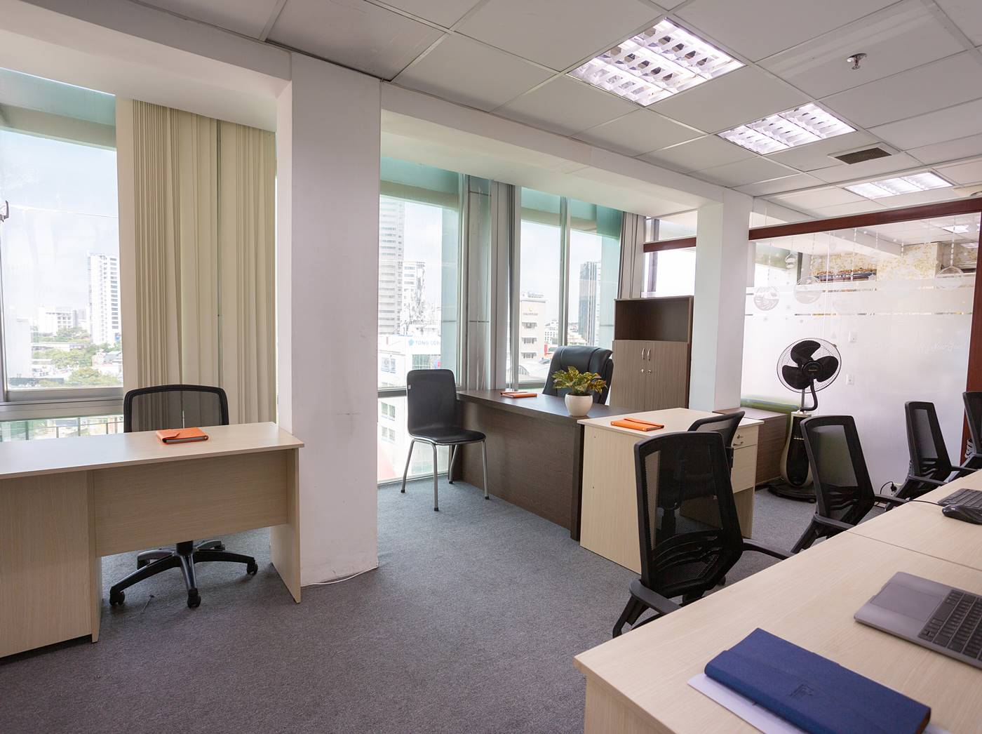 Văn phòng trọn gói Replus, Vincom Center, Quận 1 - vlook