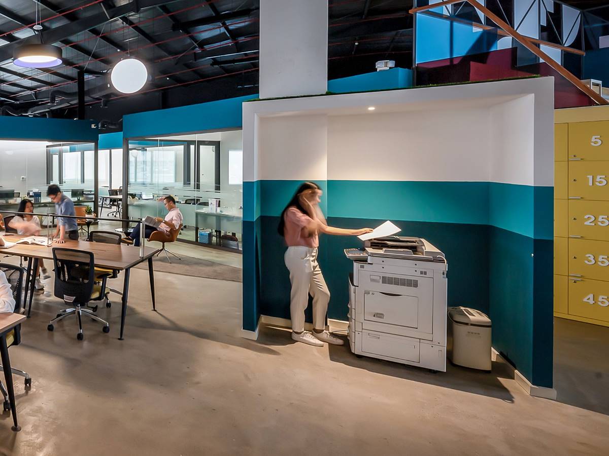 Văn phòng trọn gói Designer Hub • C-Space, 12-13 đường N1, Khu Thương Mại Nam, P. Tân Thuận Đông, Quận 7 - vlook