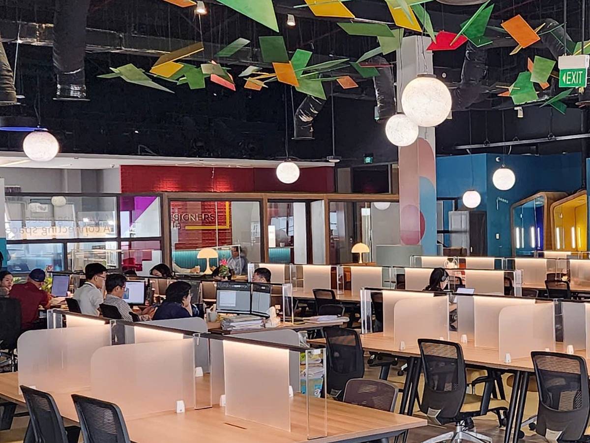 Văn phòng trọn gói Designer Hub • C-Space, 12-13 đường N1, Khu Thương Mại Nam, P. Tân Thuận Đông, Quận 7 - vlook
