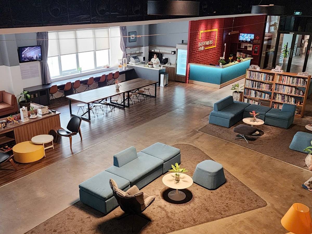 Văn phòng trọn gói Designer Hub • C-Space, 12-13 đường N1, Khu Thương Mại Nam, P. Tân Thuận Đông, Quận 7 - vlook