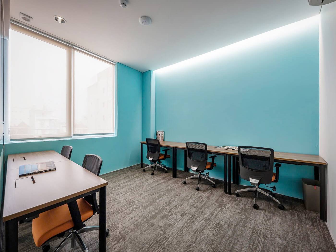 Văn phòng trọn gói Designer Hub • C-Space, 12-13 đường N1, Khu Thương Mại Nam, P. Tân Thuận Đông, Quận 7 - vlook