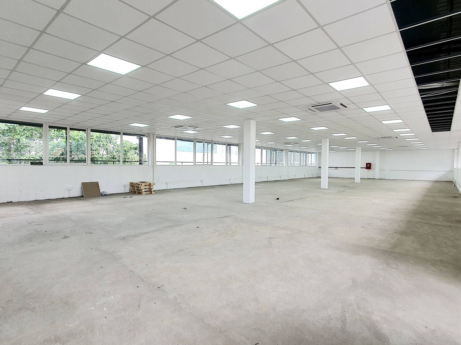 Văn phòng trọn gói tại Sabay Office • 140B Nguyễn Văn Trỗi, 40B Nguyễn Văn Trỗi, Phường 8, Quận Phú Nhuận - Vlook.vn