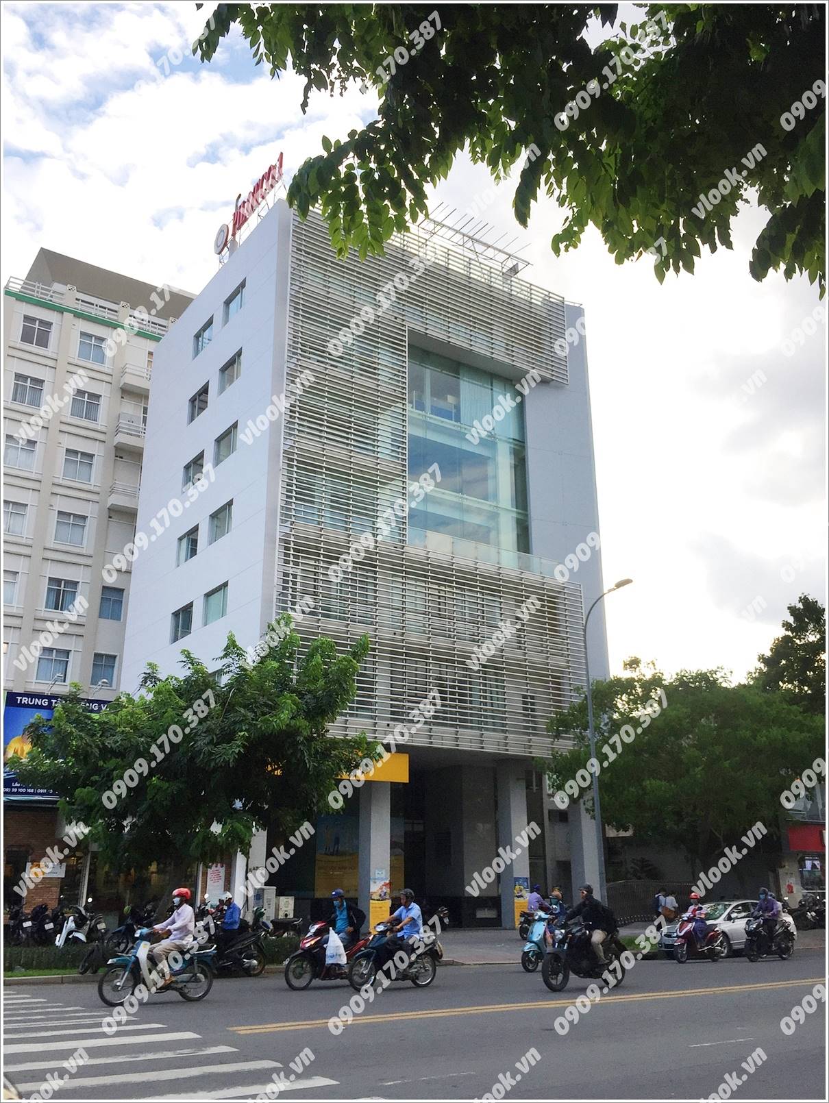 Cao ốc văn phòng cho thuê Pilot Building Đinh Tiên Hoàng Quận 1 TP.HCM - vlook.vn