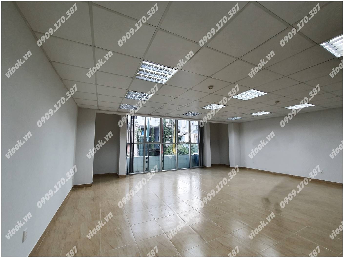Cao ốc cho thuê văn phòng AD Building, Nam Quốc Cang, Quận 1, TPHCM - vlook.vn