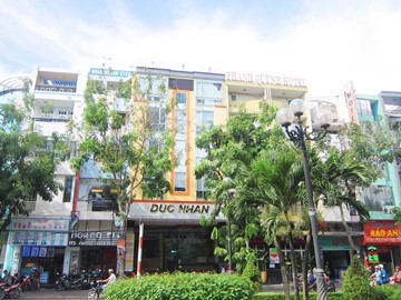 Cao ốc văn phòng cho thuê Đức Nhân Building Phan Xích Long Phường 7 Quận Phú Nhuận TP.HCM - vlook.vn