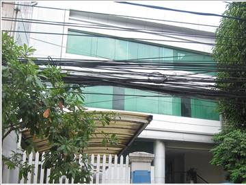 Cao ốc cho thuê văn phòng Artist Building, Lê Tấn Quốc, Quận Tân Bình - vlook.vn