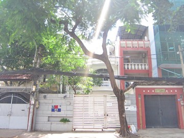 Cao ốc văn phòng cho thuê Building 102 Đào Duy Anh, Đào Duy Anh, Quận Phú Nhuận, TP.HCM - vlook.vn