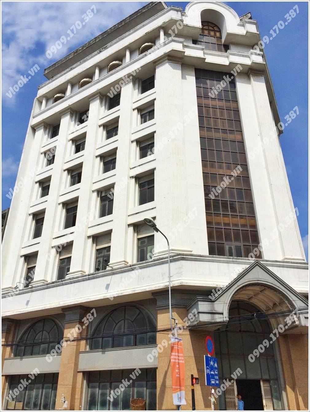 Cao ốc cho thuê văn phòng ACB Building, Trần Hưng Đạo, Quận 5, TPHCM - vlook.vn